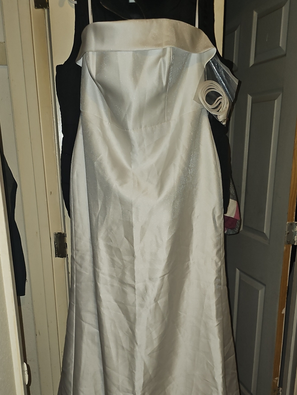 ALFRED SUNG Ivory  Gown